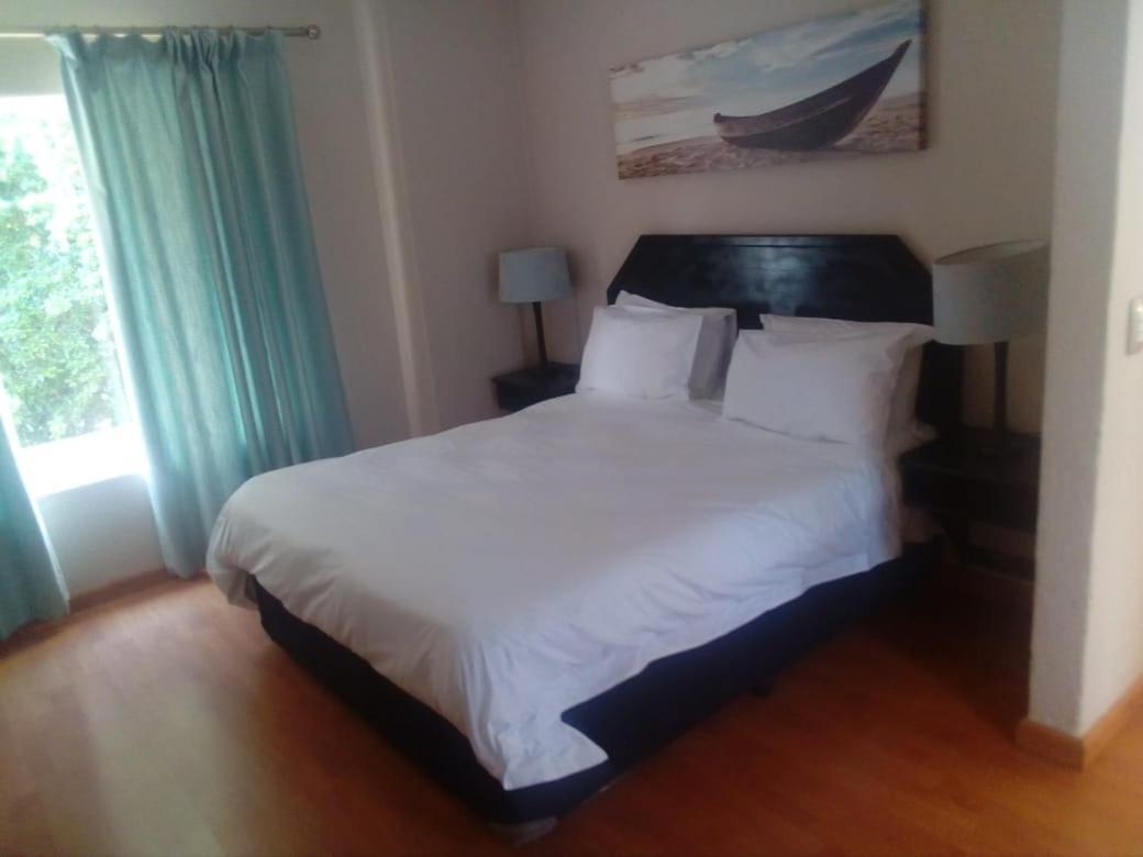Daisy St -One Bedroom Apartment Johannesburgo Exterior foto